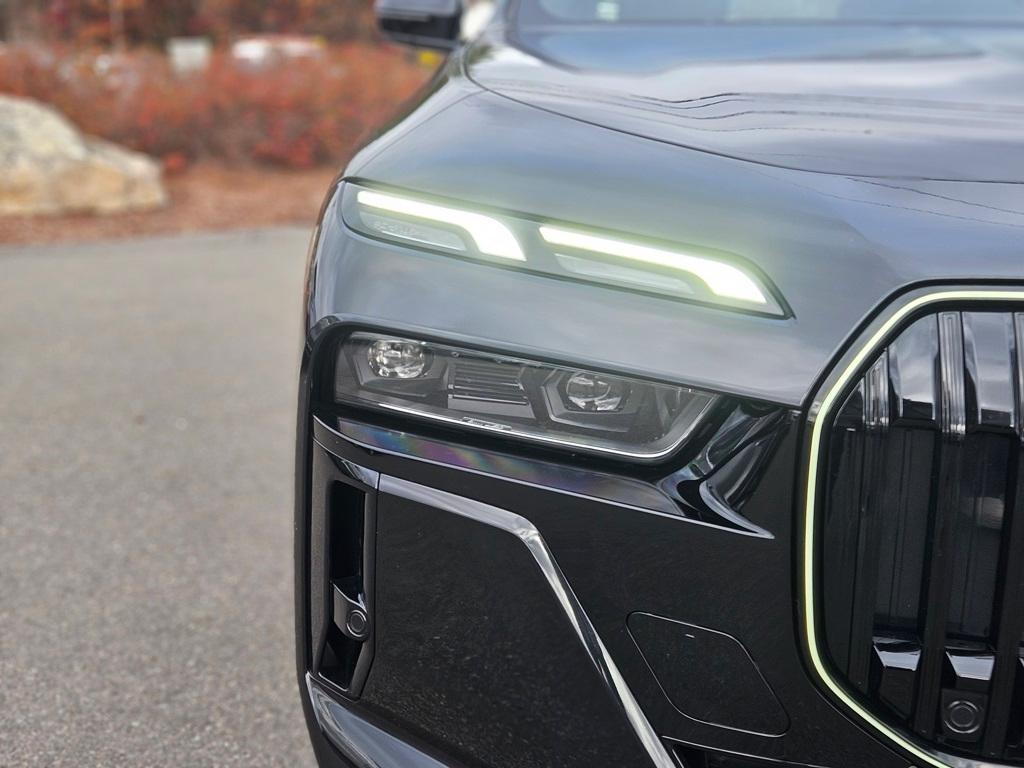 used 2025 BMW 760 car, priced at $112,936