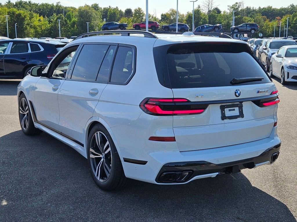 new 2026 BMW X7 car, priced at $123,075