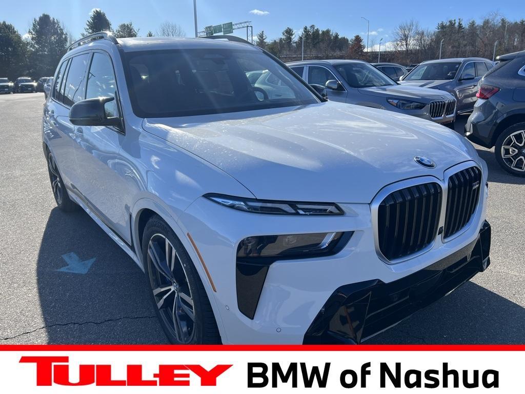 new 2025 BMW X7 car, priced at $117,155