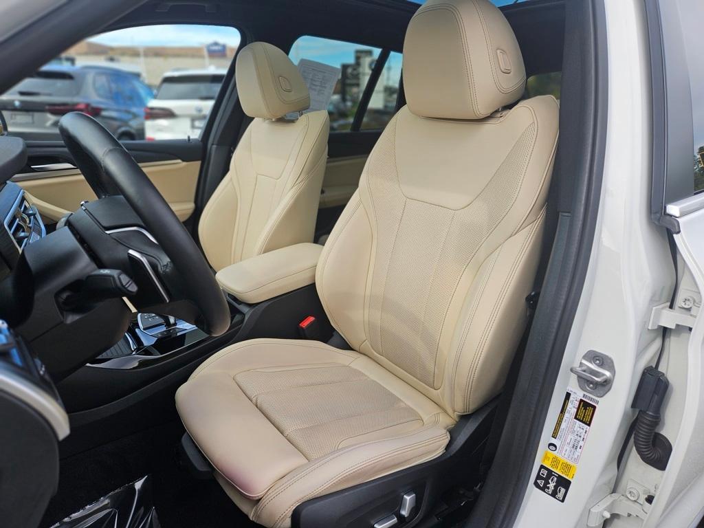used 2023 BMW X3 car, priced at $32,996