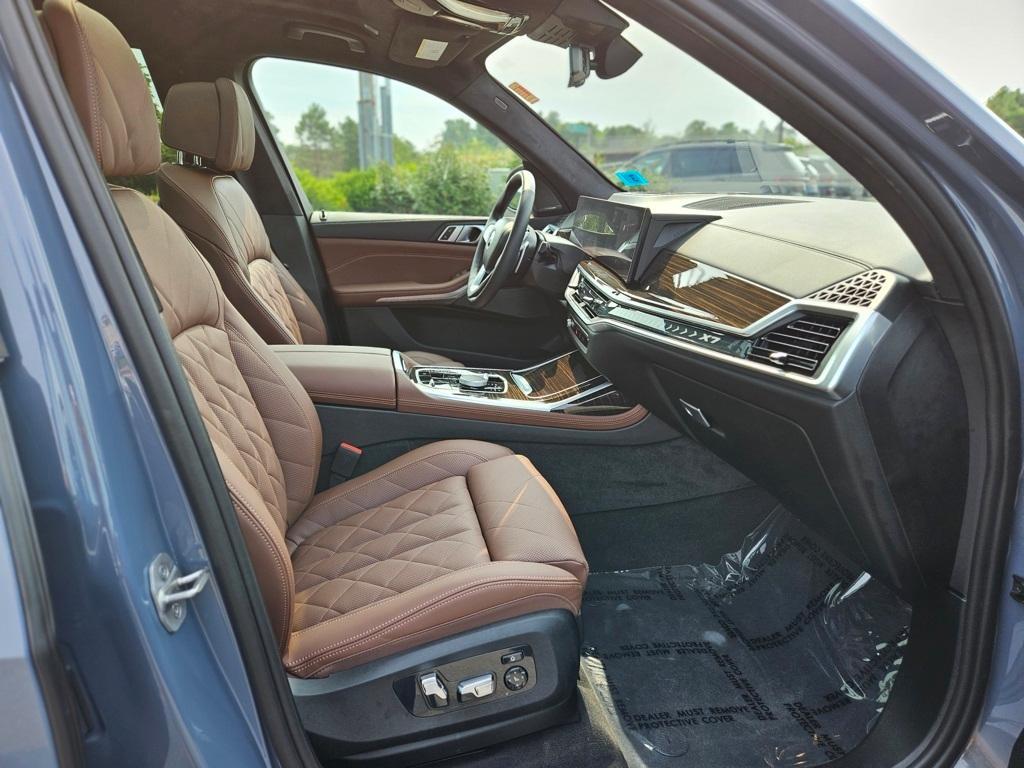used 2025 BMW X7 car, priced at $71,555