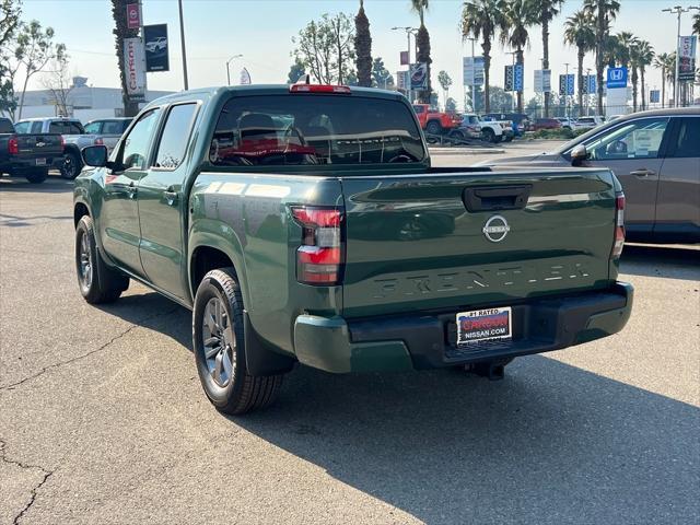 new 2025 Nissan Frontier car