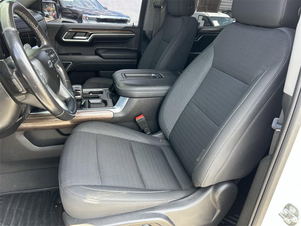 used 2022 Chevrolet Silverado 1500 car, priced at $47,995