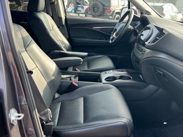 used 2022 Honda Pilot car, priced at $31,416