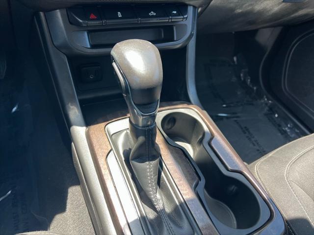 used 2022 GMC Canyon car, priced at $29,998