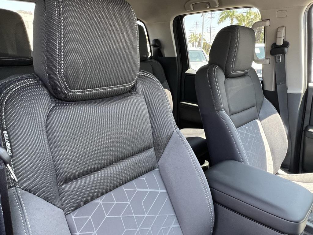 new 2025 Nissan Frontier car, priced at $32,943