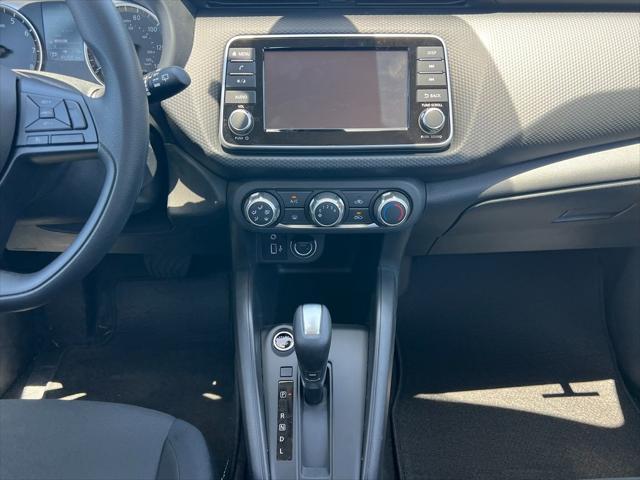 new 2025 Nissan Kicks car, priced at $22,321
