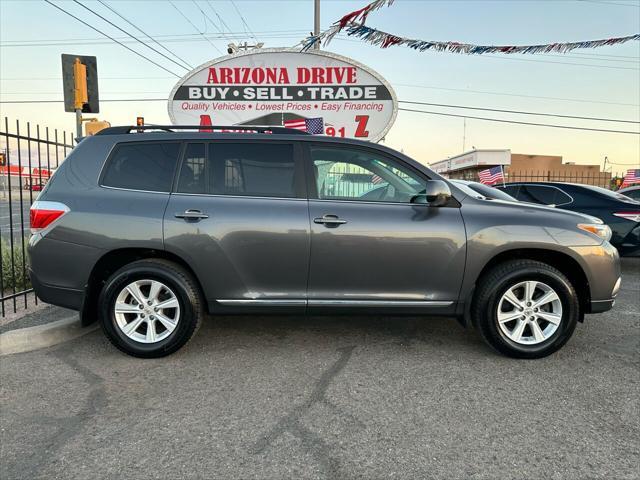 used 2011 Toyota Highlander car, priced at $13,999