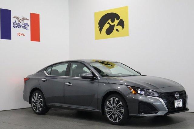 new 2025 Nissan Altima car, priced at $35,326