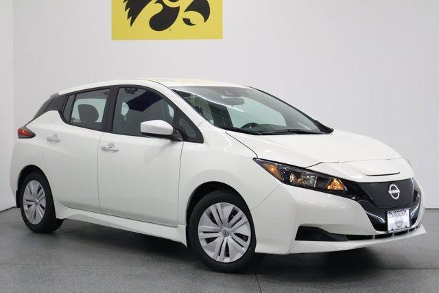 new 2025 Nissan Leaf car, priced at $28,732