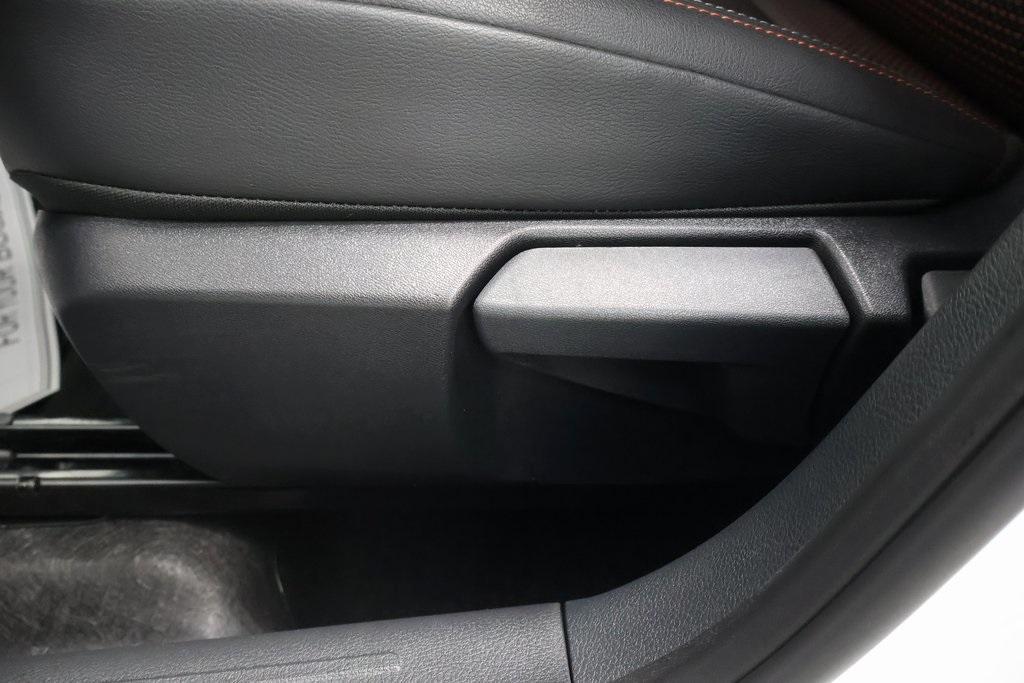 new 2025 Nissan Kicks car, priced at $29,155
