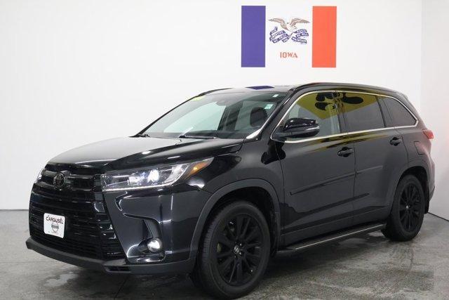 used 2019 Toyota Highlander car, priced at $27,499