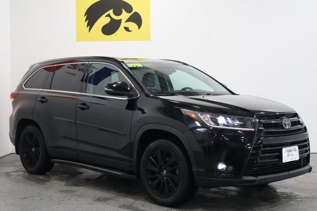 used 2019 Toyota Highlander car, priced at $27,499