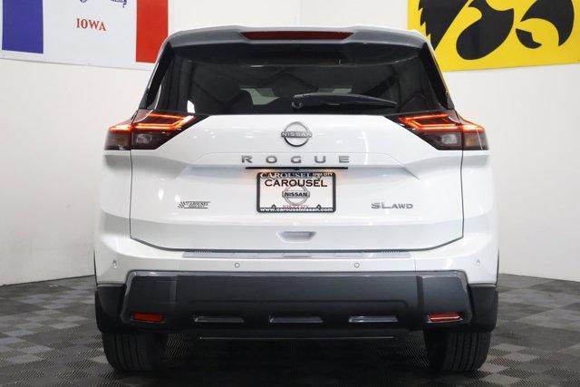 new 2024 Nissan Rogue car, priced at $38,865