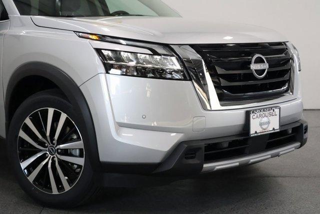 new 2024 Nissan Pathfinder car, priced at $51,422