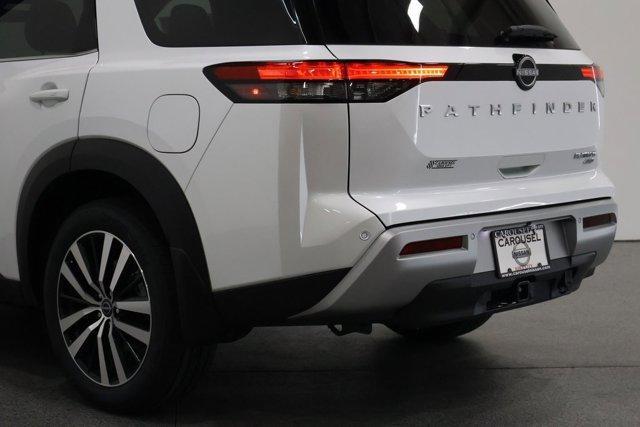 new 2025 Nissan Pathfinder car, priced at $52,114