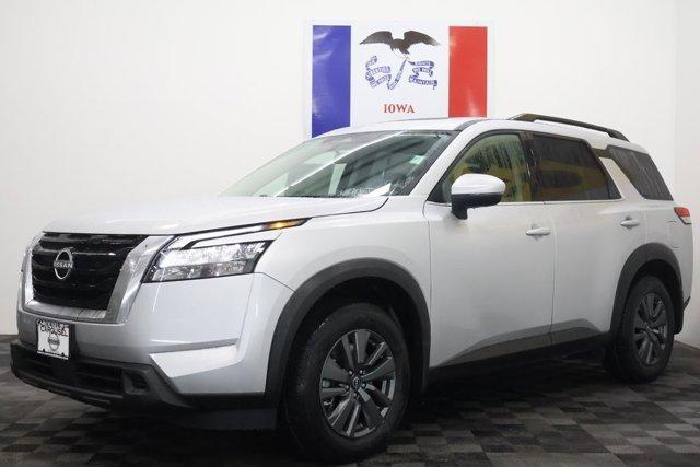 new 2024 Nissan Pathfinder car, priced at $44,915