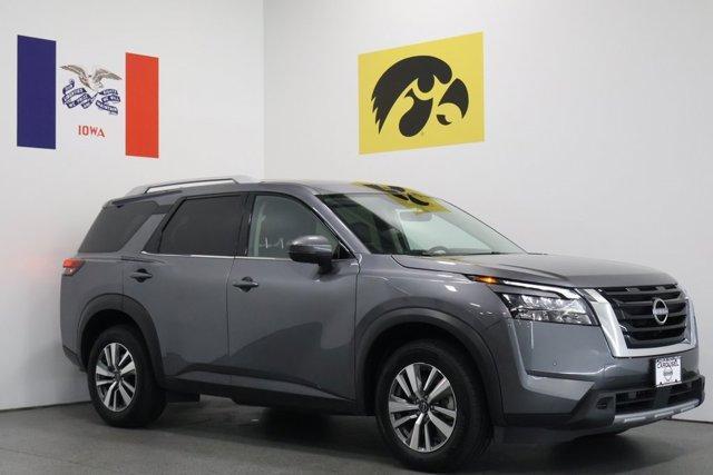 used 2025 Nissan Pathfinder car, priced at $39,989