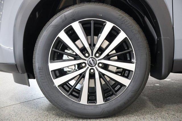 new 2025 Nissan Pathfinder car, priced at $51,696
