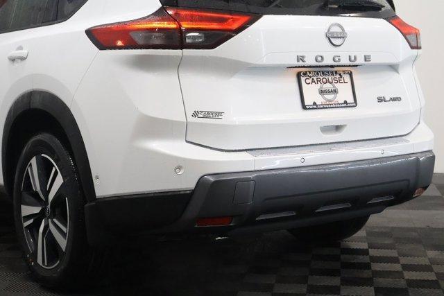 new 2024 Nissan Rogue car, priced at $39,870