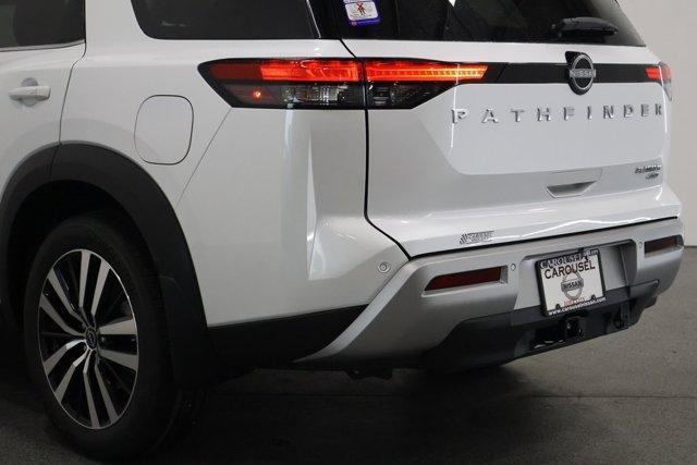 new 2025 Nissan Pathfinder car, priced at $52,000