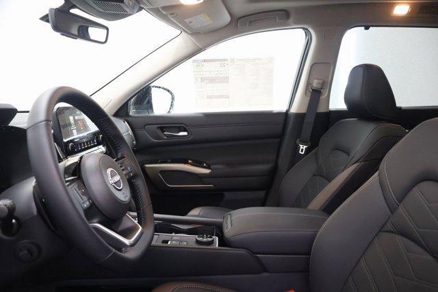 new 2025 Nissan Pathfinder car, priced at $52,000