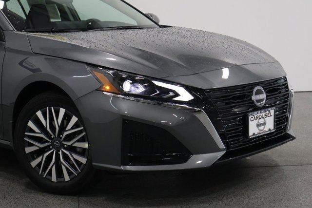 new 2025 Nissan Altima car, priced at $31,398