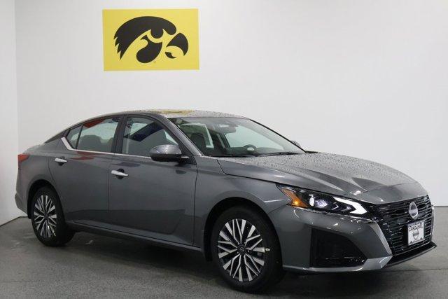 new 2025 Nissan Altima car, priced at $31,398