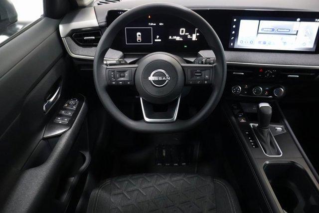 new 2025 Nissan Kicks car, priced at $27,533