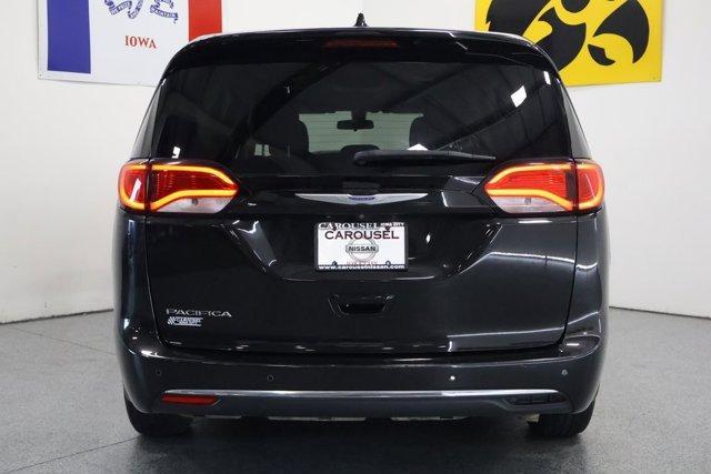 used 2018 Chrysler Pacifica car, priced at $15,219