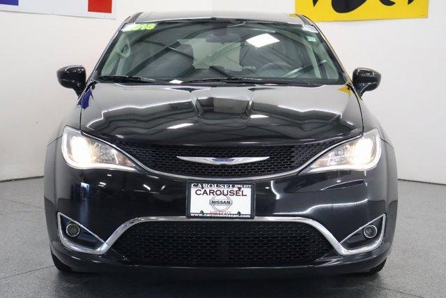 used 2018 Chrysler Pacifica car, priced at $15,219