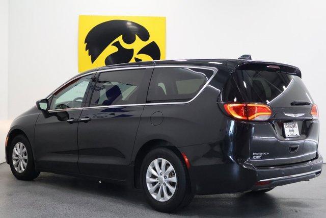 used 2018 Chrysler Pacifica car, priced at $15,219