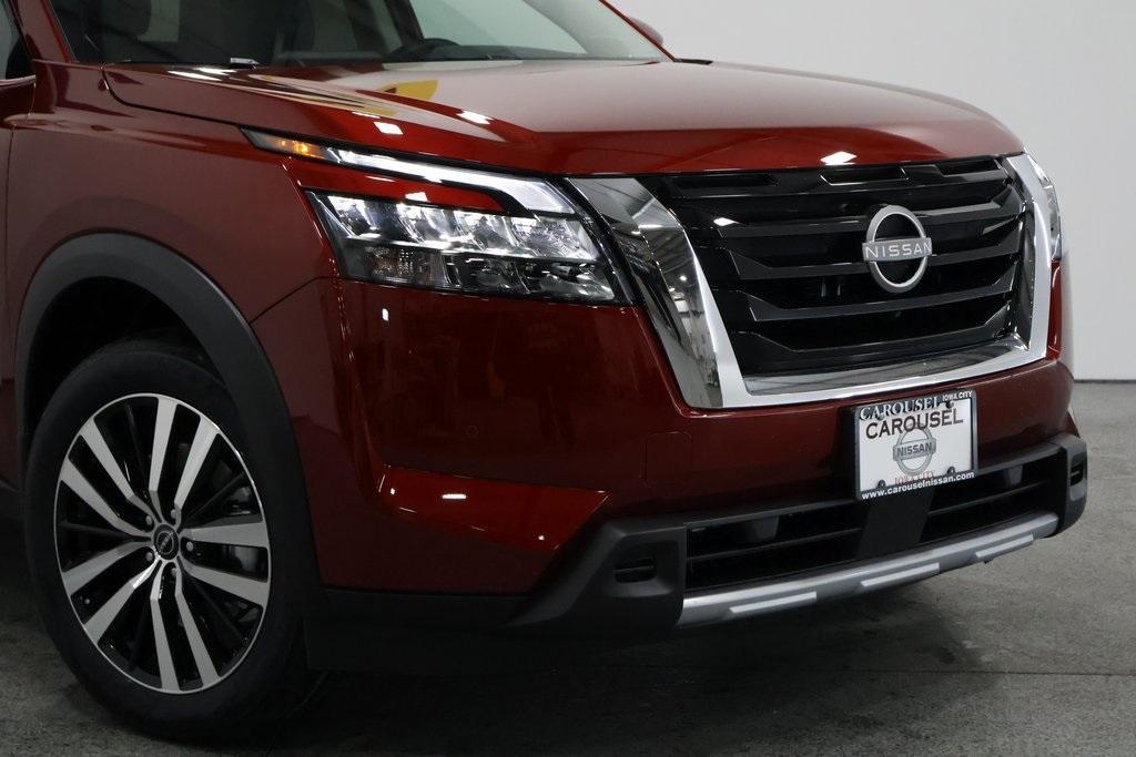 new 2025 Nissan Pathfinder car, priced at $52,587