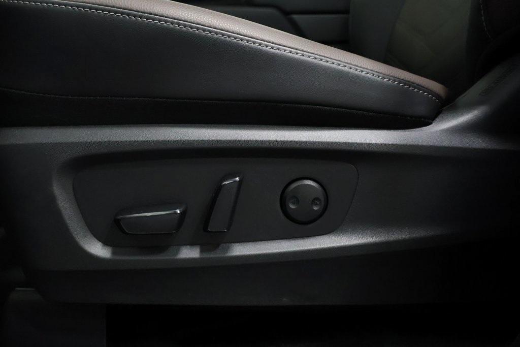 new 2025 Nissan Pathfinder car, priced at $52,587