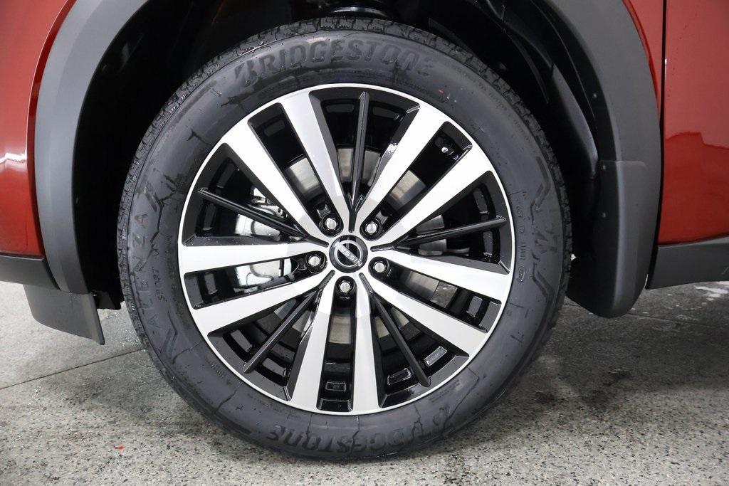 new 2025 Nissan Pathfinder car, priced at $52,587