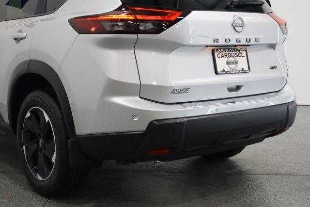 new 2025 Nissan Rogue car, priced at $33,086