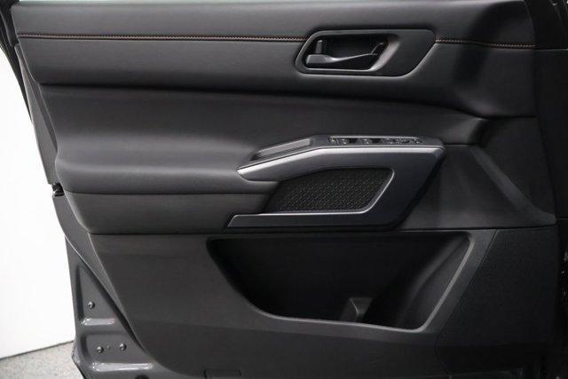 new 2025 Nissan Pathfinder car, priced at $44,306