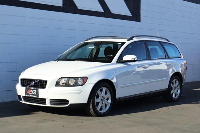 used 2007 Volvo V50 car, priced at $11,991