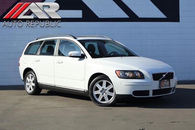 used 2007 Volvo V50 car, priced at $11,991