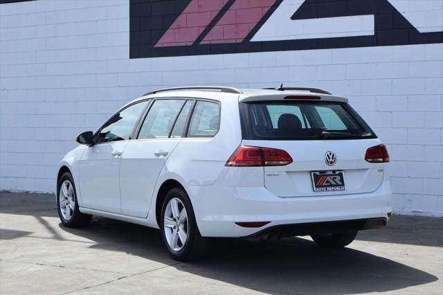 used 2015 Volkswagen Golf SportWagen car, priced at $15,991