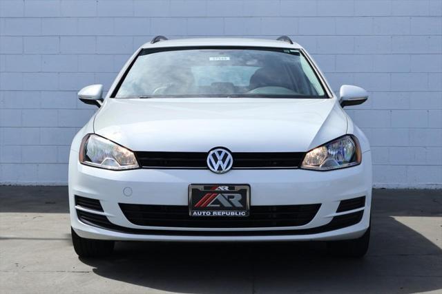 used 2015 Volkswagen Golf SportWagen car, priced at $15,991
