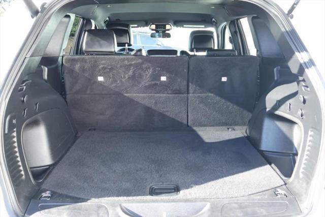 used 2021 Jeep Grand Cherokee car, priced at $21,991