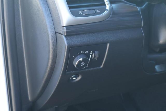used 2021 Jeep Grand Cherokee car, priced at $21,991