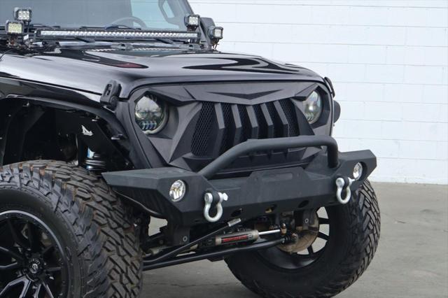 used 2018 Jeep Wrangler Unlimited car, priced at $33,991