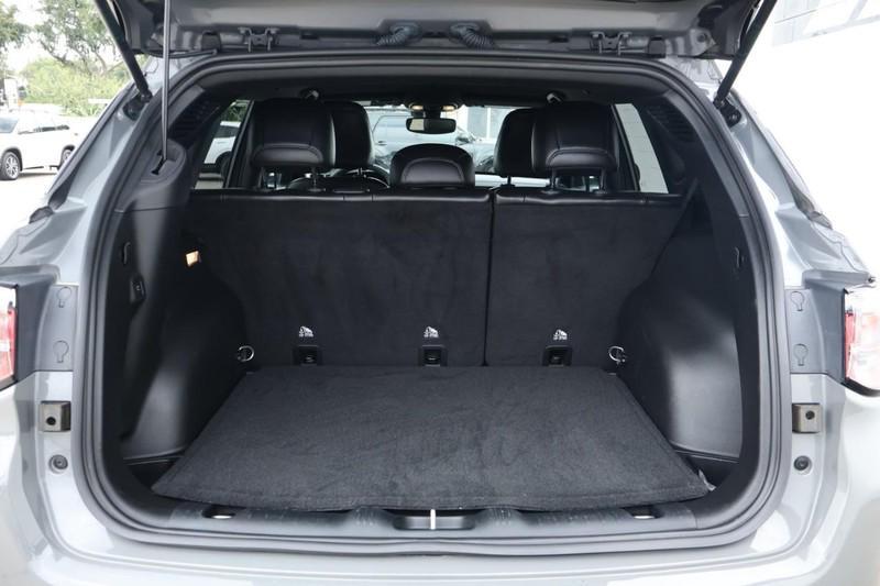 used 2023 Jeep Compass car, priced at $24,991