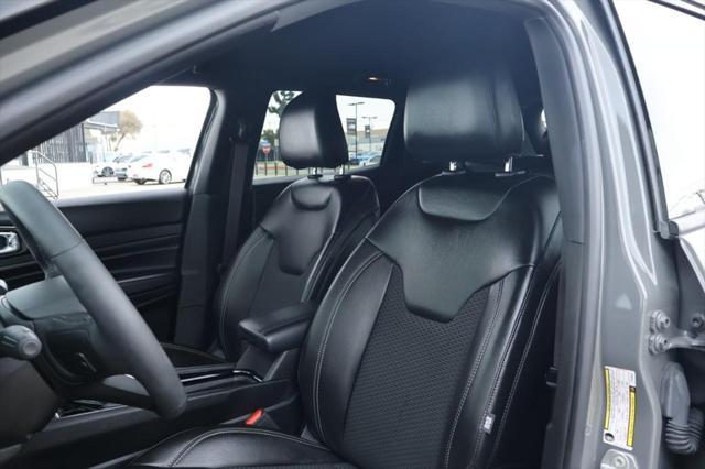 used 2023 Jeep Compass car