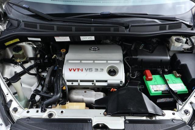 used 2004 Toyota Sienna car, priced at $12,991