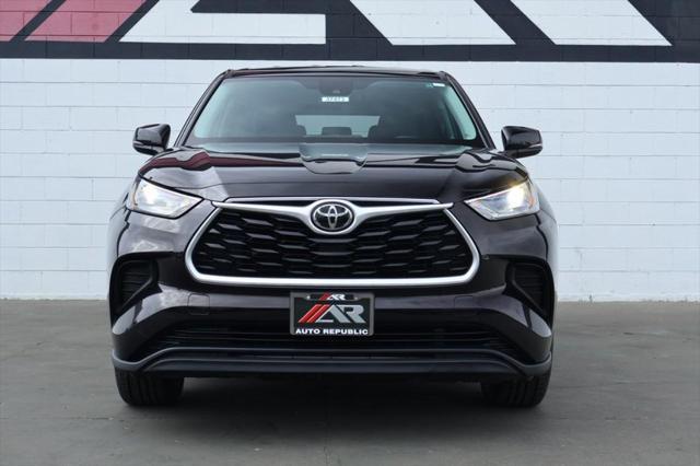 used 2021 Toyota Highlander car, priced at $27,991