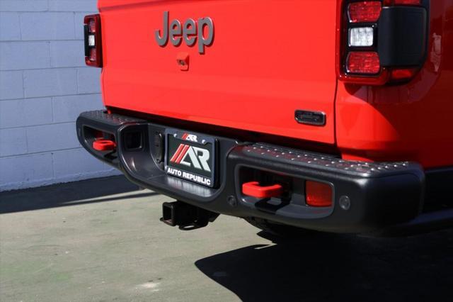 used 2020 Jeep Gladiator car, priced at $34,991