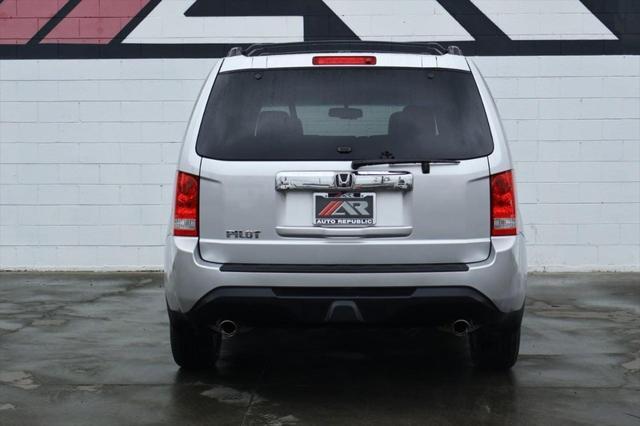 used 2012 Honda Pilot car, priced at $15,991